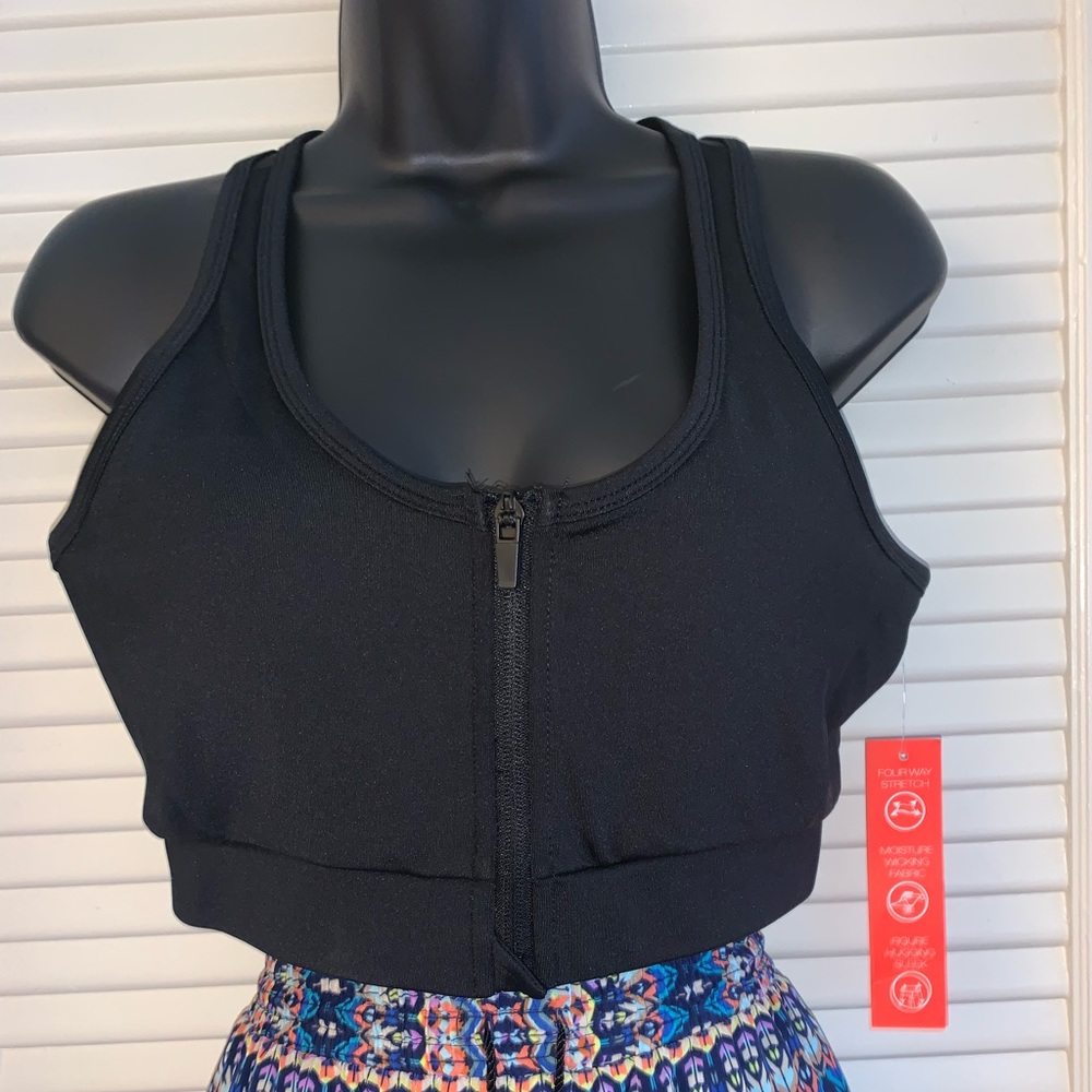 Black sports bra